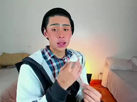 Snapshot of steve__gray chatting on February 19, 3:16 pm steve gray online show from February 19, 3:16 pm