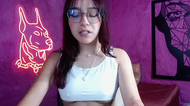 Sunshinegirl   online show from March 4, 7:54 pm