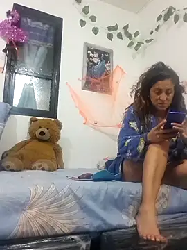 jeans and emma online show from November 5, 2:00 am