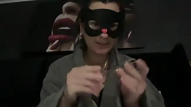 Loveblackzilla online show from February 17, 6:37 pm