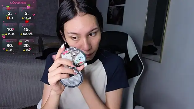Miaa Lee7 online show from July 11, 7:49 pm