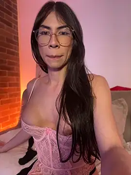 Snapshot of Amby_ambar chatting on May 15, 1:23 am Amby ambar online show from May 15, 1:23 am