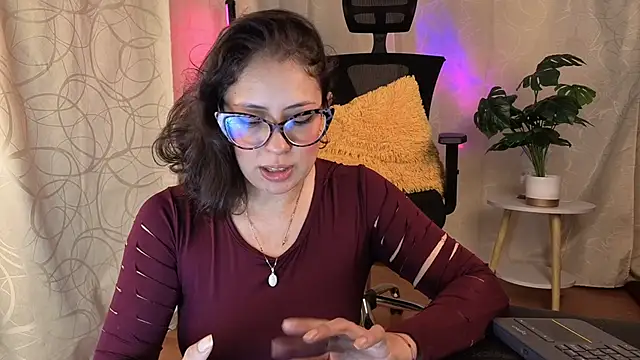 sophia dumont online show from June 8, 3:29 am
