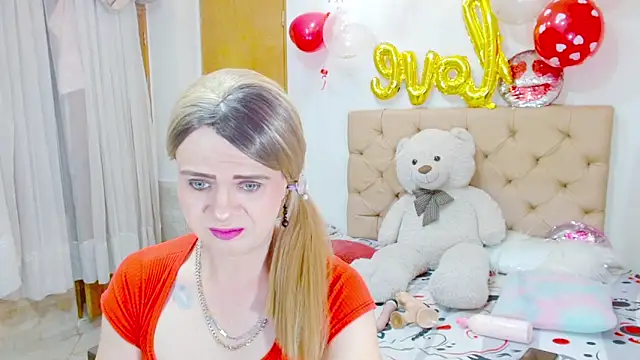 Dolldirtyxxx online show from March 1, 8:00 pm