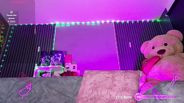 Snapshot of meganwolf_1 chatting on July 24, 7:12 pm meganwolf 1 online show from July 24, 7:12 pm