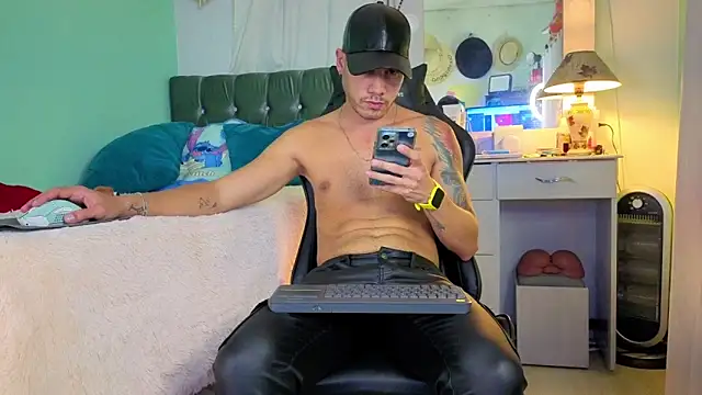 Chrissken online show from October 18, 12:57 am
