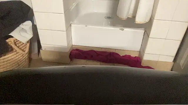 LeoLovelyDick online show from February 6, 8:23 pm