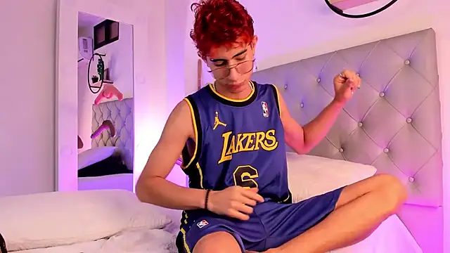 NovaaWheler online show from March 14, 12:40 pm