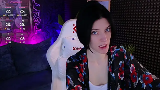 roxy riot  online show from October 23, 1:27 am