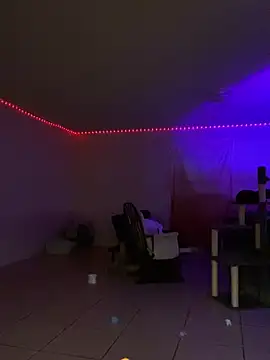 Snapshot of grassXass420 chatting on March 21, 3:12 am grassXass420 online show from March 21, 3:12 am