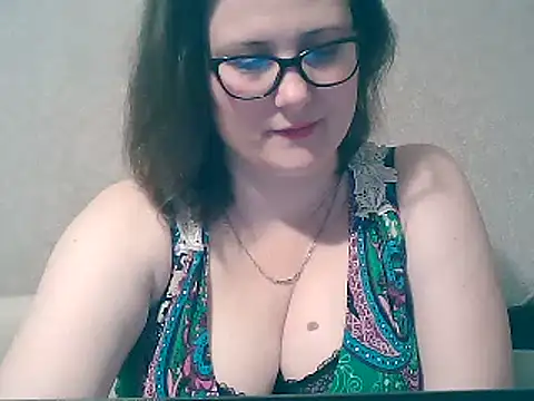 Snapshot of MerryLaCherry chatting on February 14, 1:45 am MerryLaCherry online show from February 14, 1:45 am