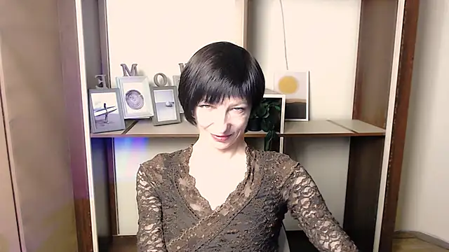  AngeliaFlow  online show from November 10, 7:51 am