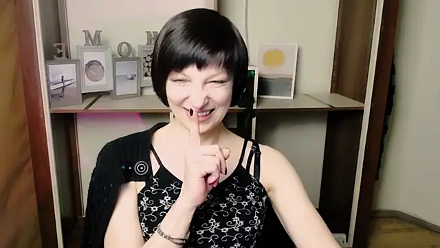  AngeliaFlow  online show from March 11, 8:20 am