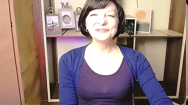  AngeliaFlow  online show from April 28, 8:08 am