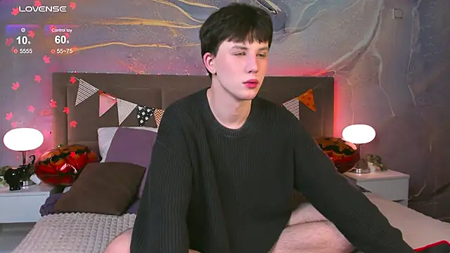 AdrianoAubert online show from October 24, 3:25 am