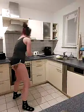 Gamergirl-Linela online show from February 18, 6:04 pm