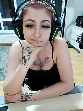 Gamergirl-Linela online show from March 5, 6:34 pm