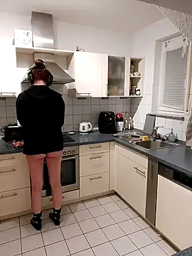 Gamergirl-Linela online show from March 13, 8:43 pm