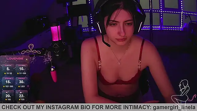 Gamergirl-Linela online show from November 20, 3:34 pm