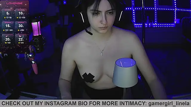 Snapshot of Gamergirl-Linela chatting on May 27, 1:57 am Gamergirl-Linela online show from May 27, 1:57 am