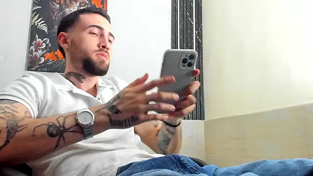 Luke davis01 online show from March 21, 4:51 pm