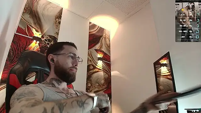 Luke davis01 online show from February 11, 12:54 pm