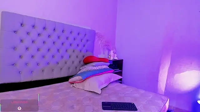 Morgan Wright online show from December 19, 7:43 pm