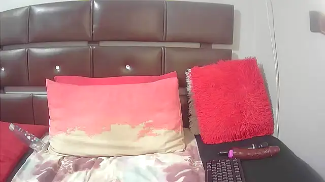 Snapshot of Mishanti chatting on May 12, 9:12 pm Mishanti online show from May 12, 9:12 pm