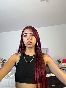 Mirandaa Rogers online show from February 7, 7:06 pm