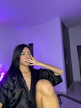 Snapshot of Mirandaa_Rogers chatting on June 30, 7:04 pm Mirandaa Rogers online show from June 30, 7:04 pm