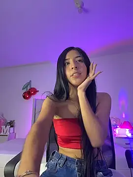 Snapshot of Mirandaa_Rogers chatting on July 20, 7:05 pm Mirandaa Rogers online show from July 20, 7:05 pm