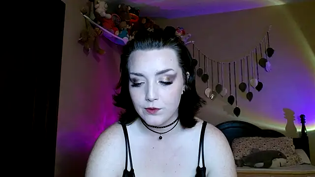 lilmisspuppet online show from August 8, 11:39 pm