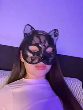Snapshot of Daria-maus24 chatting on October 22, 7:24 pm Daria-maus24 online show from October 22, 7:24 pm