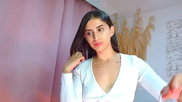 Snapshot of Danella_houston chatting on June 8, 6:19 pm Danella houston online show from June 8, 6:19 pm