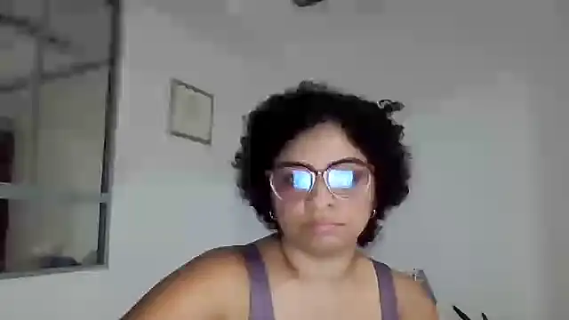 Snapshot of Tana_latin chatting on September 24, 1:09 am Tana latin online show from September 24, 1:09 am