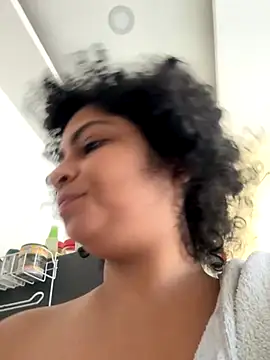 Snapshot of Tana_latin chatting on November 16, 1:28 pm Tana latin online show from November 16, 1:28 pm