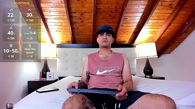 Sebastian Berne online show from March 3, 7:09 pm