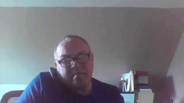 Snapshot of mkestr69 chatting on April 23, 5:26 pm mkestr69 online show from April 23, 5:26 pm