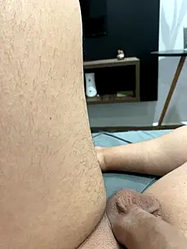 Snapshot of SabredLetdown chatting on October 24, 6:32 am SabredLetdown online show from October 24, 6:32 am