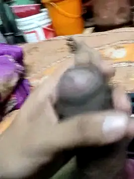 Snapshot of Yashkumar_0697 chatting on February 24, 6:04 pm Yashkumar 0697 online show from February 24, 6:04 pm