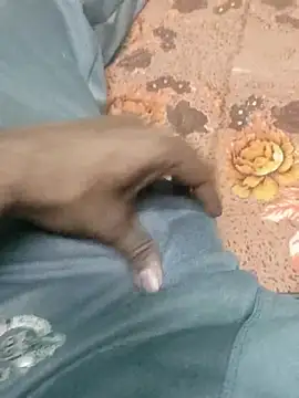 Snapshot of Yashkumar_0697 chatting on March 4, 6:07 pm Yashkumar 0697 online show from March 4, 6:07 pm