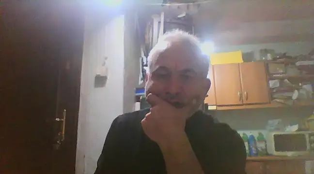 Snapshot of murat7888 chatting on March 19, 10:00 am murat7888 online show from March 19, 10:00 am