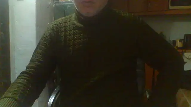 Snapshot of murat7888 chatting on January 13, 6:40 am murat7888 online show from January 13, 6:40 am