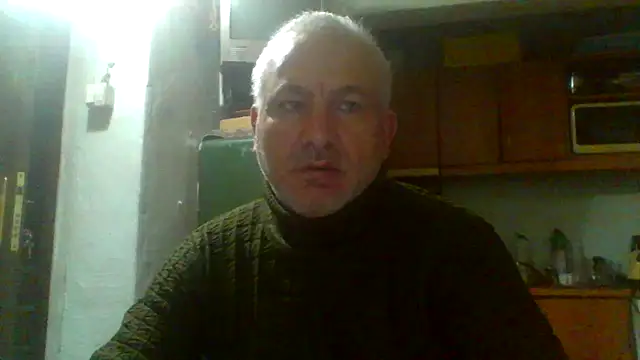 Snapshot of murat7888 chatting on January 14, 6:19 am murat7888 online show from January 14, 6:19 am