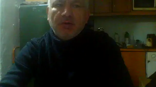 Snapshot of murat7888 chatting on January 15, 6:40 am murat7888 online show from January 15, 6:40 am