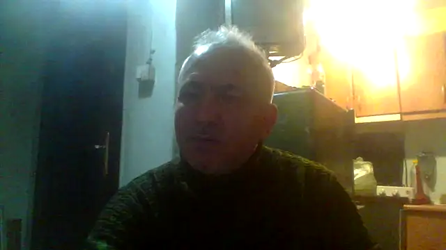 Snapshot of murat7888 chatting on February 4, 8:31 am murat7888 online show from February 4, 8:31 am