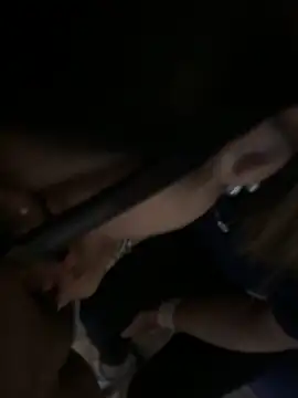 Snapshot of EMIeISL chatting on October 18, 3:24 pm EMIeISL online show from October 18, 3:24 pm