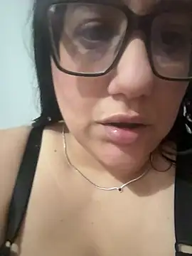 Snapshot of daianaspencer chatting on March 20, 11:15 am daianaspencer online show from March 20, 11:15 am