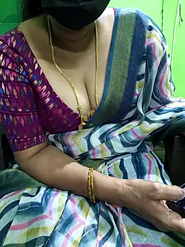 niiveditha online show from November 4, 12:04 pm