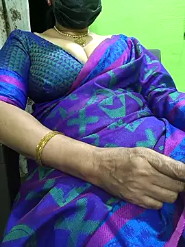 niiveditha online show from November 16, 1:17 pm